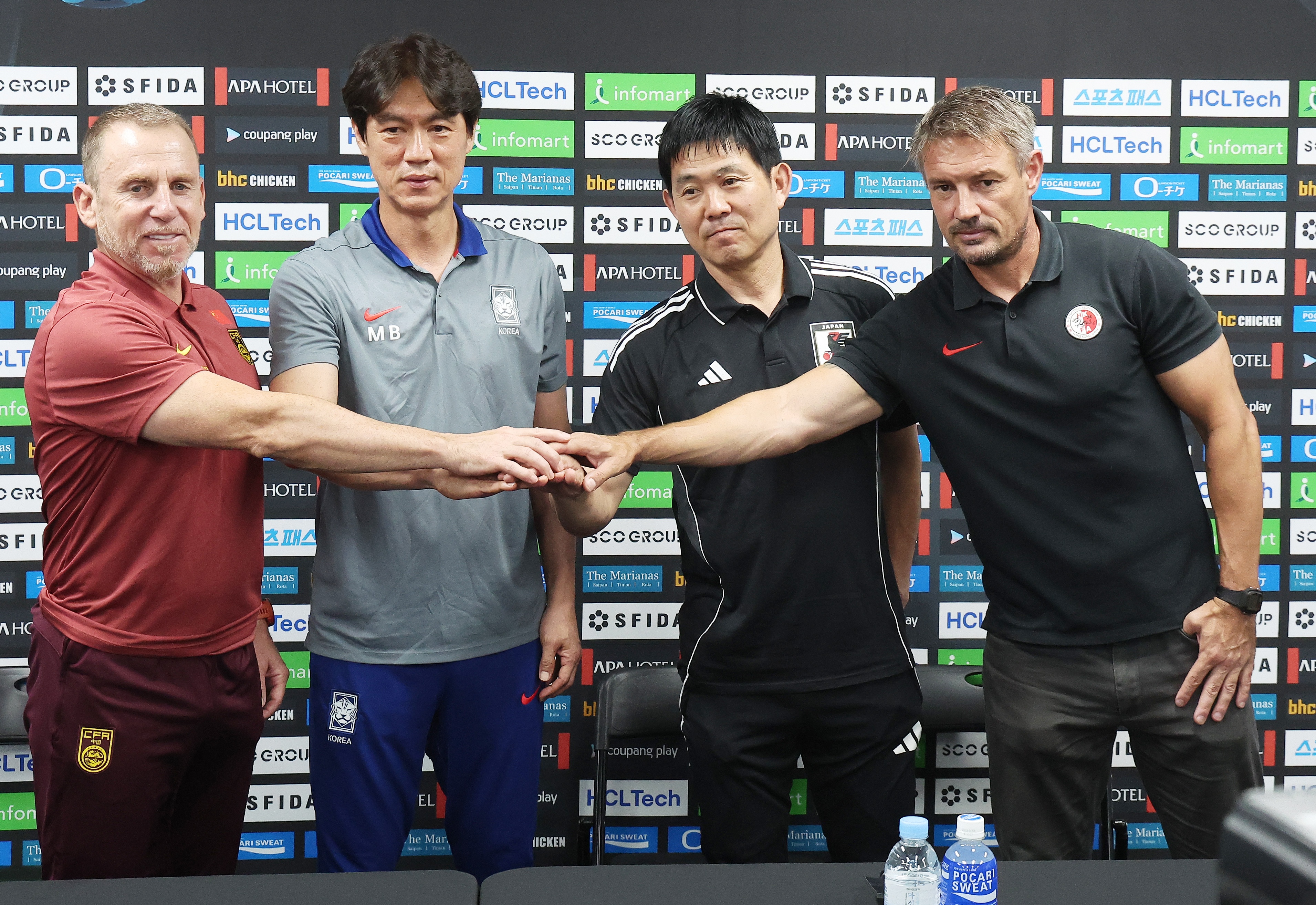 成績很穩(wěn)定??國足連續(xù)4屆東亞杯排名第3，曾兩度力壓日韓奪冠