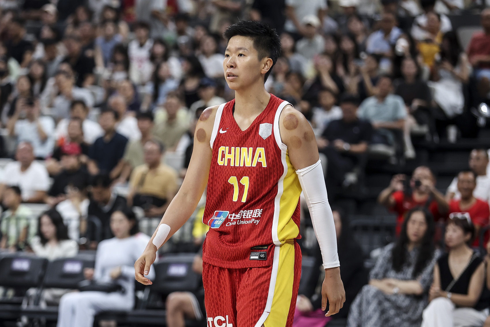 增加時間調(diào)狀態(tài)！黃思靜出戰(zhàn)19分55秒拿到8分6板2斷 正負(fù)值達(dá)+21
