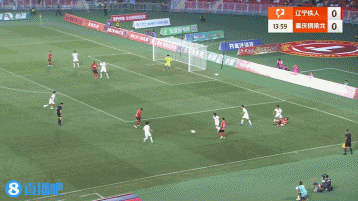 能力體現！姆本扎連停帶過禁區(qū)爆射破門，遼寧鐵人1-0重慶銅梁龍