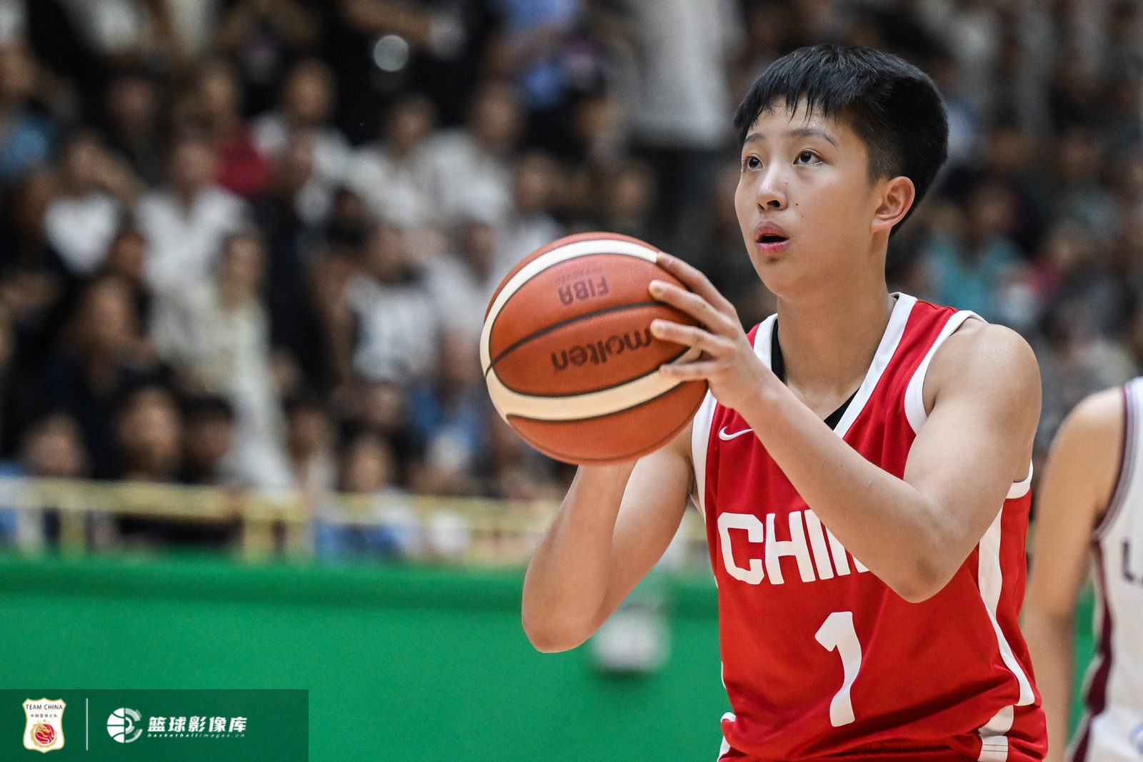 ??真大腿！冉珂嘉U19女籃世界杯場均得到19.1分11.3籃板3.1助攻