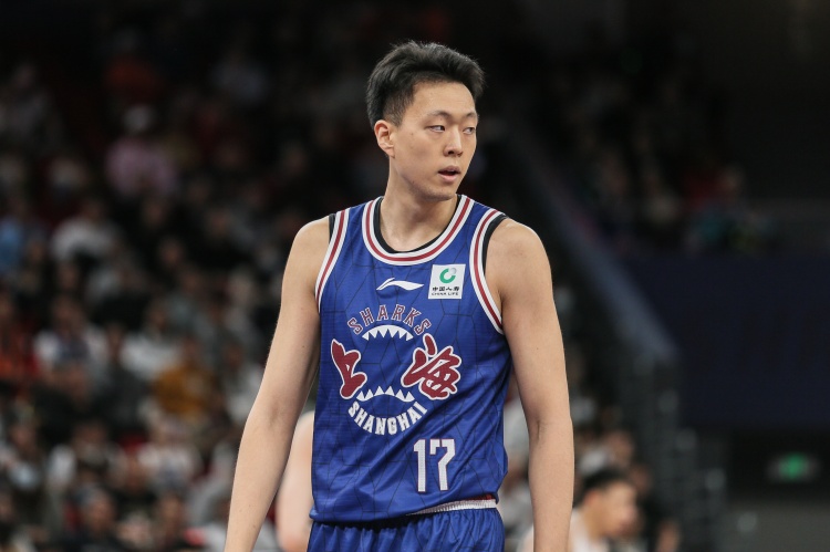 北京男籃名宿張敬東之子 京媒：首鋼隊今天為張知垚完成了注冊